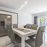 아파트 Sky 미미체