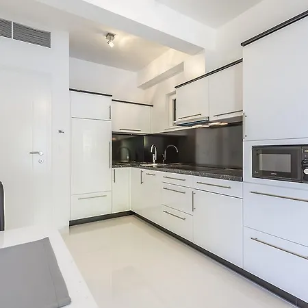 Sky Appartement Mimice