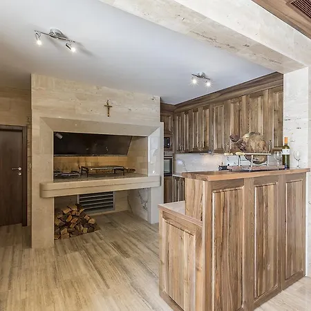 شقة Sky ميميتسا